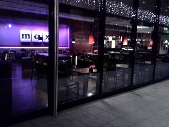 BISTRO - eat.drink.connect